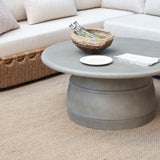 Table basse minérale - Béton artisanal peint à la main, gris clair - vue 2